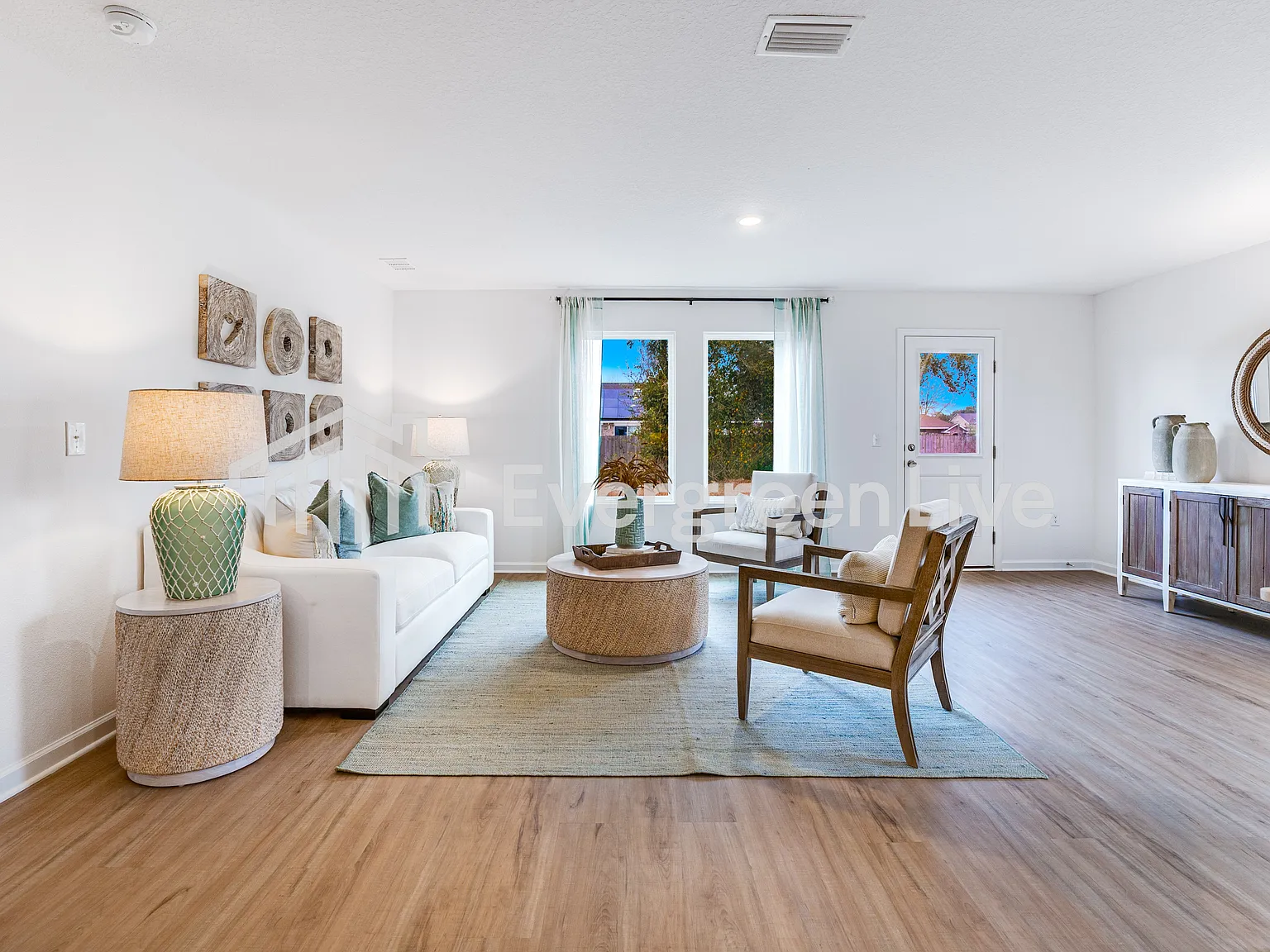 4 bed, 2.0 bath, 1707 sqft, $1,895 — Photo 4