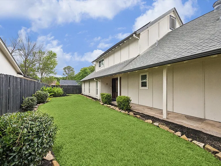 10602 Riverview Dr — Photo 43