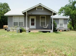 119 Fisher St, Elgin, TX 78621