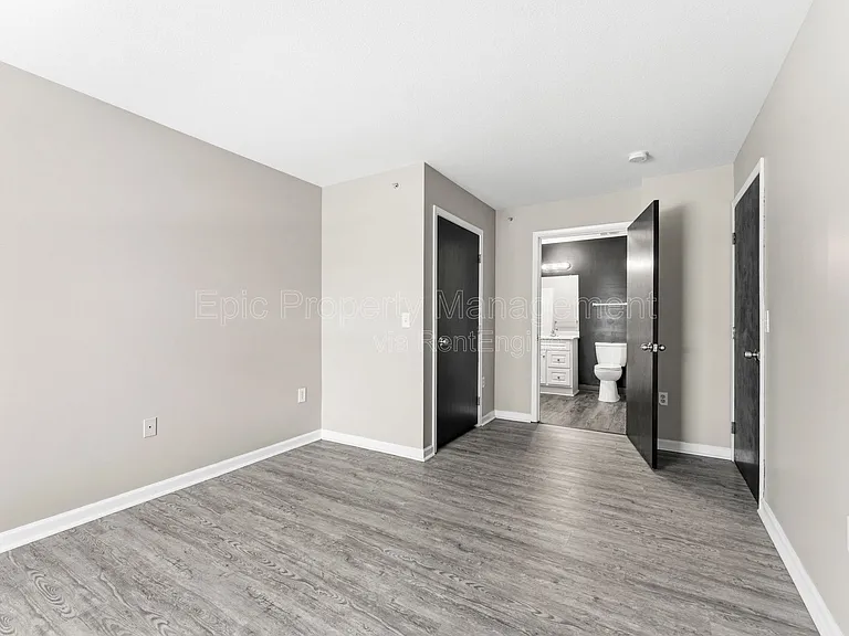 9030 Charlotte Ct — Photo 11
