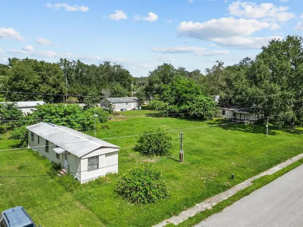 636 3rd St, Polk City, FL 33868