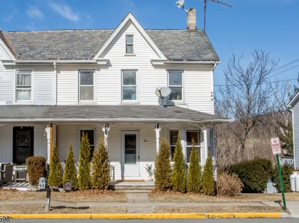 94 Brunswick Ave, Bloomsbury Boro, NJ 08804