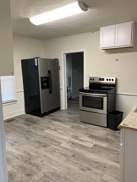 2 bed, 800 sqft, $1,400 — Photo 3