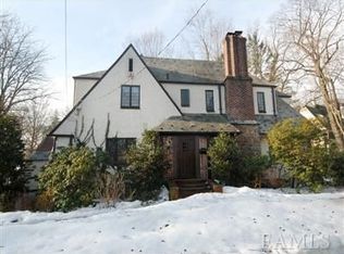 34 Glenn Rd, Larchmont, NY 10538