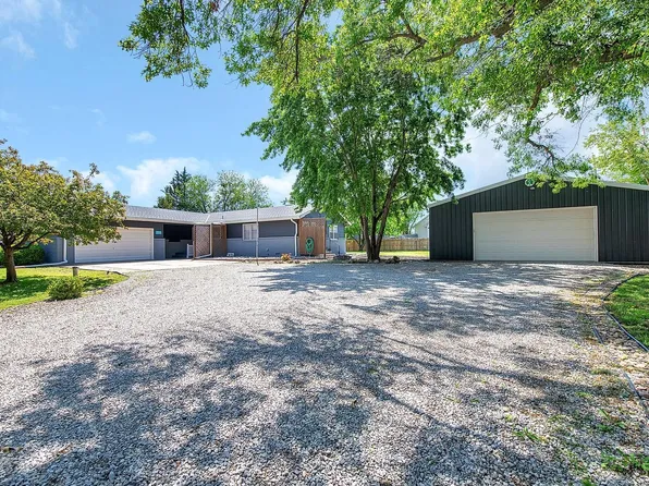 11905 W Cedar Ln, Maize, KS 67101