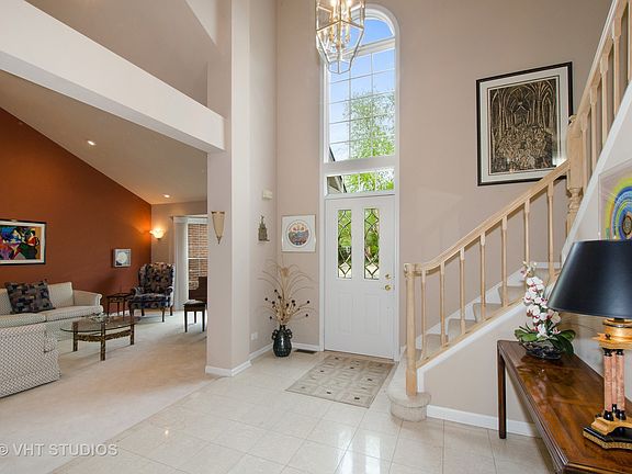 4th image of 112 Cornell Ct