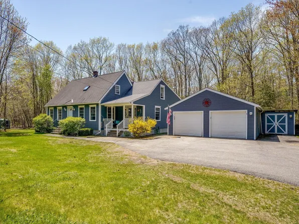 74 Dayton Lane, Dayton, ME 04005