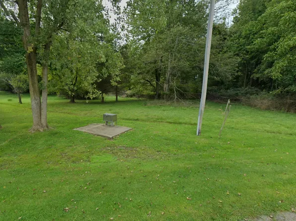 142 Saint Peters Dr #5, Douglas, MI 49406