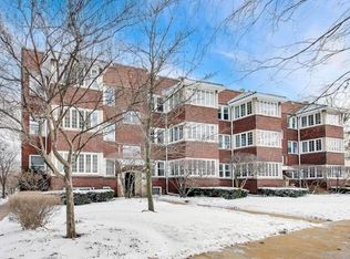 (Undisclosed Address), Evanston, IL 60202