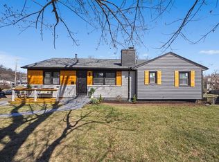 10008 E 68th St, Raytown, MO 64133