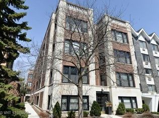 556 W Deming Pl APT 2, Chicago, IL 60614