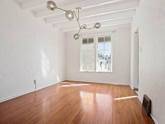5th image of 8262 Fountain Ave APT B