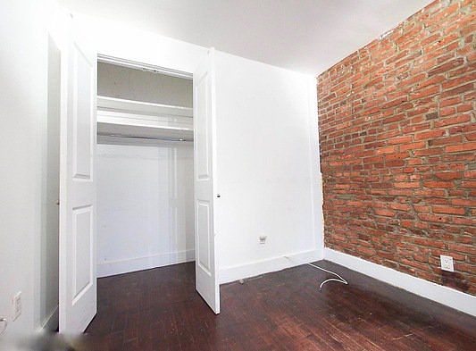 4th image of 571 Saint Johns Pl #3M
