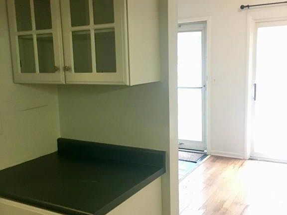 5th image of 3631 Kenbrooke Ct