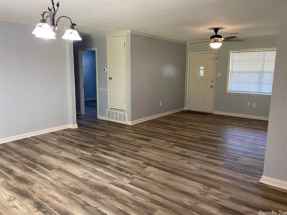 5th image of 15 Choctaw Dr