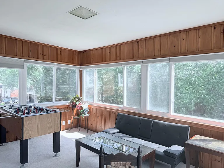 734 Harcourt Rd — Photo 22