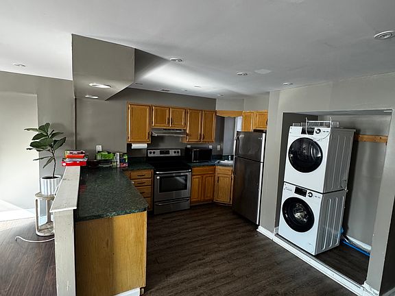 3rd image of 6415 Vine St #1