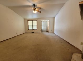 2730 Van Beek Rd #2730, Green Bay, WI 54311