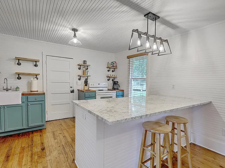 292 Greyback Rd — Photo 14
