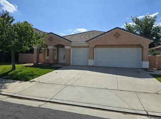 15605 Jacara Ln, Moreno Valley, CA 92551