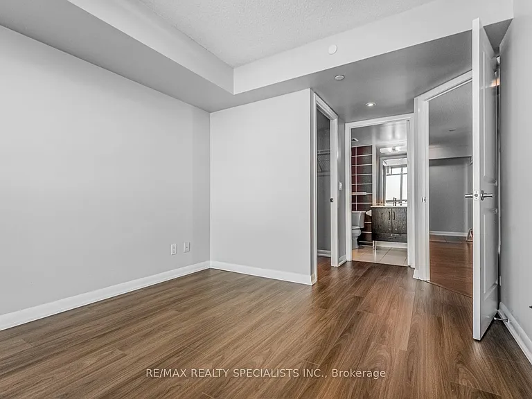215 Sherway Gardens Rd #1607 — Photo 17