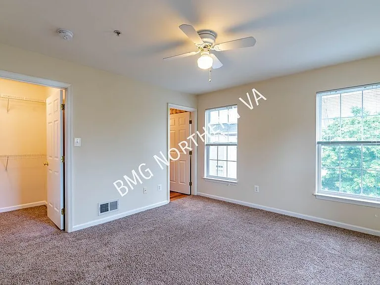 5819 Pearson Ln — Photo 13