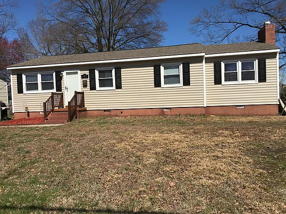 2nd image of 7200 Roanoke Ave