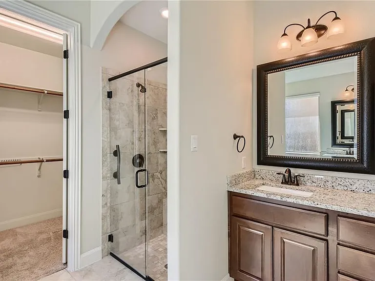 208 Maxwell Way — Photo 15