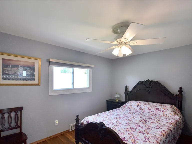37653 Longacre Dr — Photo 17