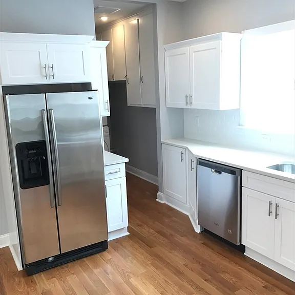 12 Henry St #2 — Photo 4