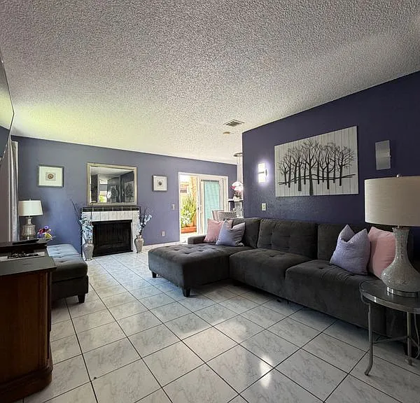 906 S Mountain Ave #A — Photo 10