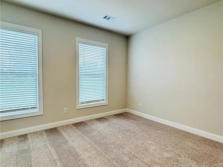 657 Summit Hill Way — Photo 37