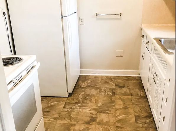 435 Loudon Rd APT 1