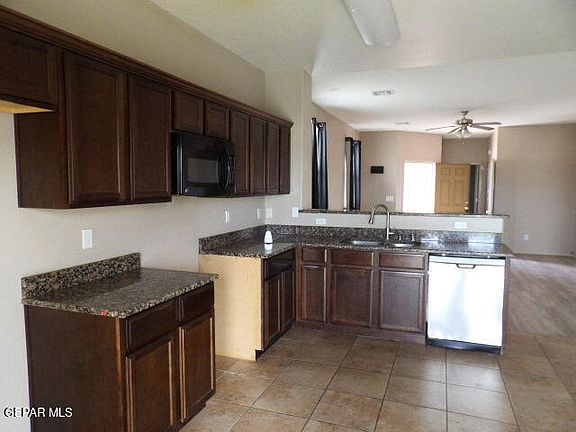 4th image of 14464 Jacinto Ramos Ave