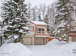 9309 Hall Cir, Eagle River, AK 99577