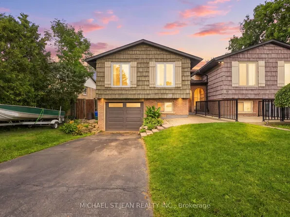 49 Markson Cres, Hamilton, ON L8T 4W3