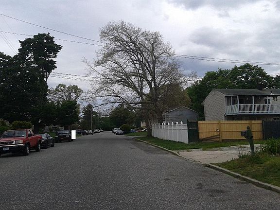 4th image of 26 2nd St