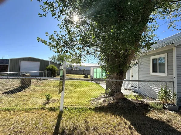 114 Blake St, La Barge, WY 83123