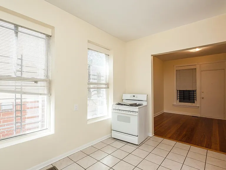 1310 N Artesian Ave #1R — Photo 24