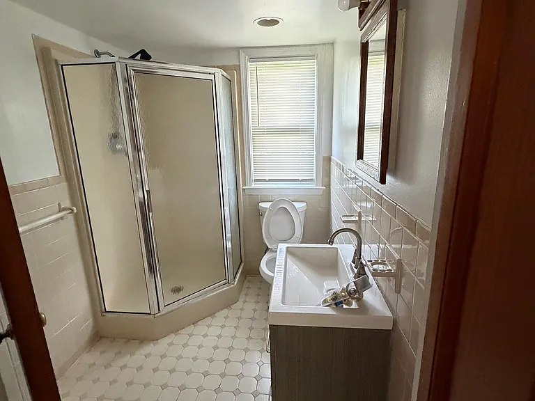 8421 Kalb Rd — Photo 2
