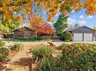 2454 18th Ave, Kingsburg, CA 93631