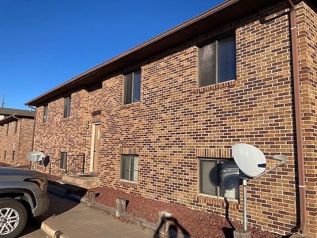 1st image of 635 Kennedy Dr