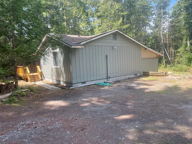 250 Wildflower Ln — Photo 8