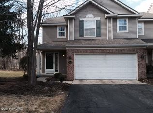 3926 Old Elm Dr SE, Kentwood, MI 49512