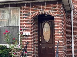 1572 W 7th St, Brooklyn, NY 11204