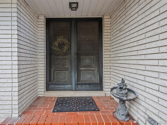 4th image of 38219 Santa Anna St