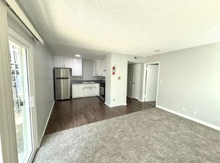Park Apartments-Beautiful recently renovated, Bellflower, CA 90706