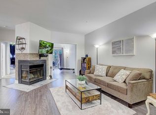 40 Sandstone Ct APT F, Annapolis, MD 21403