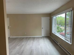 8130 N Willamette Blvd #8, Portland, OR 97203