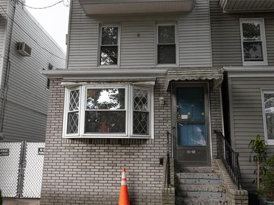 68-20 65th Place, Flushing, NY, 11385